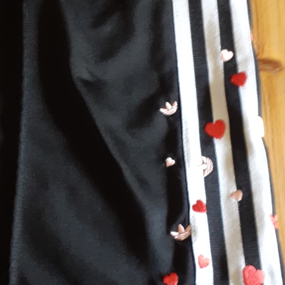 Adidas Women's Track Pant Love Heart Detail - Picture 7 of 10